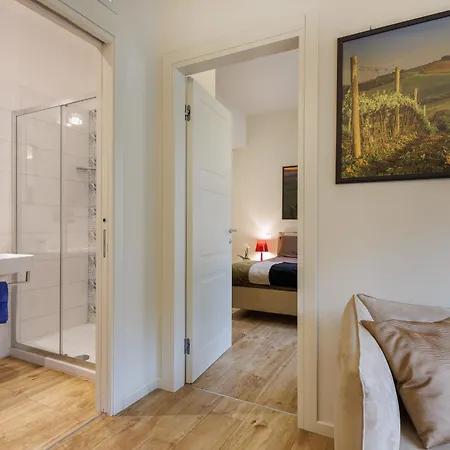 Betty Charming Modern Near Piazza Della Liberta شقة